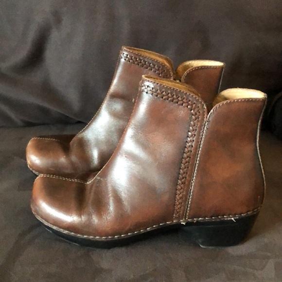 Dansko SCOUT leather ankle boots. SZ 40 (9 US) warm brown, braiding detail - Picture 5 of 12